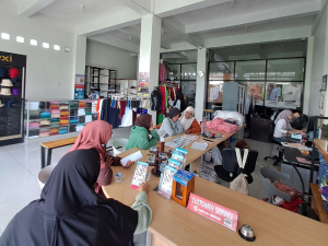 toko baju gading kaos